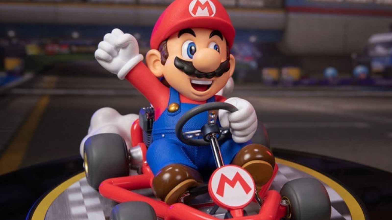 SUPER MARIO KART PVC STATUE - EXCLUSIVE EDITION